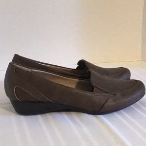Women’s Life Stride Slip On Shoes